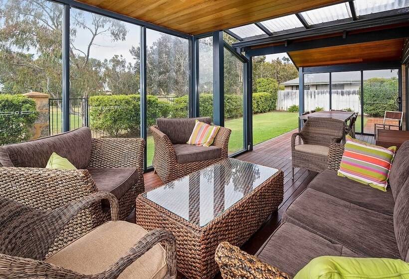 Tranquility On Troon