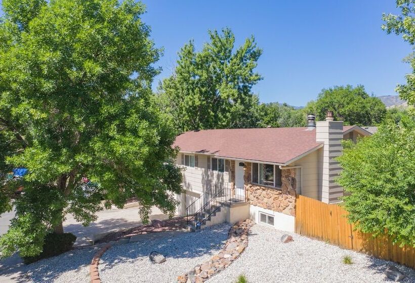 4br Dog Friendlygarden Of The Godsbbq Grill!