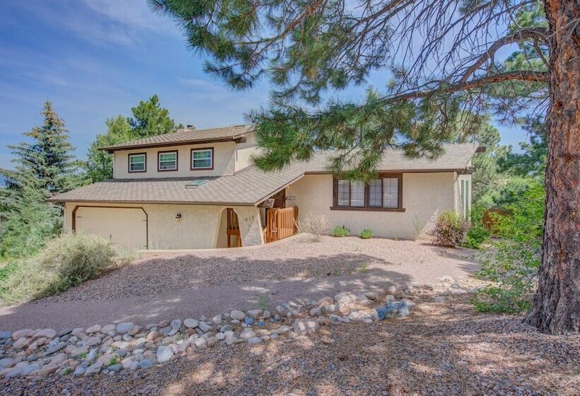 4br Entertainer Af Academy Hot Tub, Firepit!