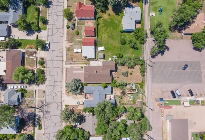 4 Bedroom Mountain View With Firepit & Ping Pong