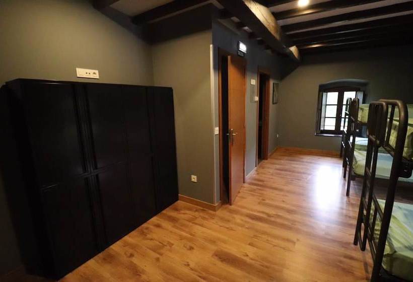 Albergue De Arrojo