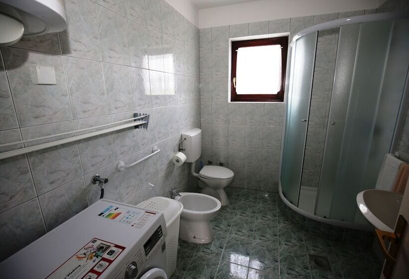 Apartment Davorka