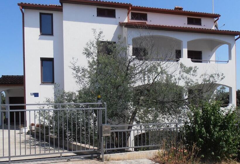 Apartment Davorka