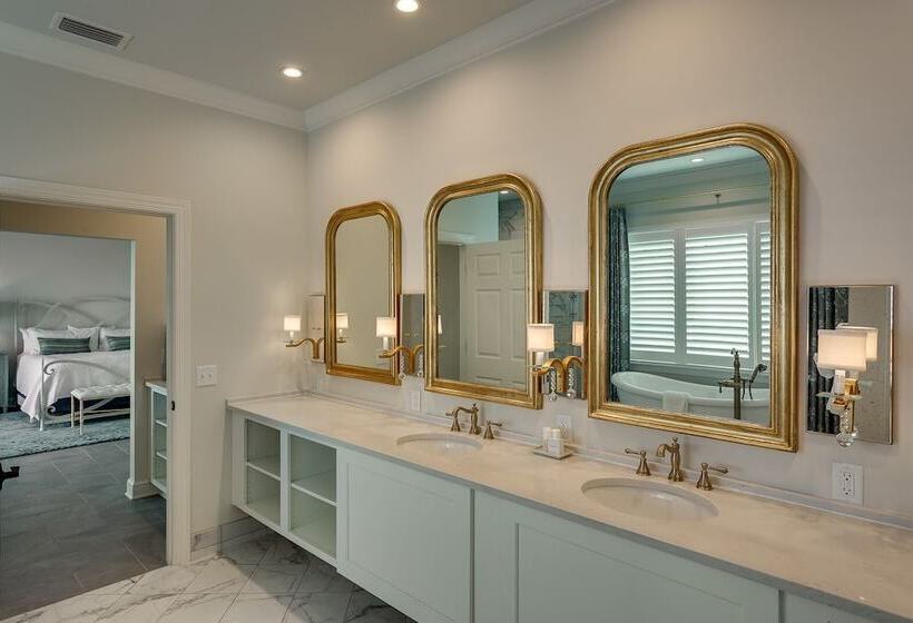 مبيت وإفطار Azaleana Manor