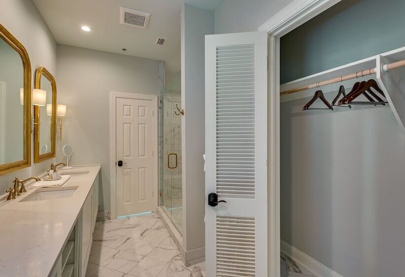 مبيت وإفطار Azaleana Manor