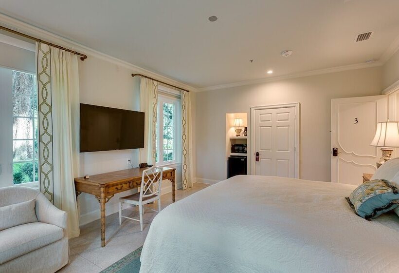 مبيت وإفطار Azaleana Manor