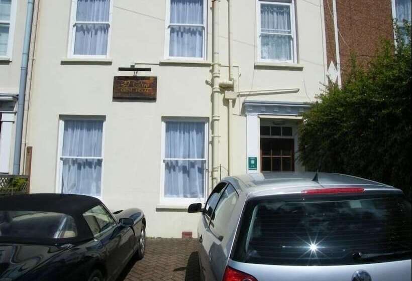 住宿加早餐  El Tabora Guest House