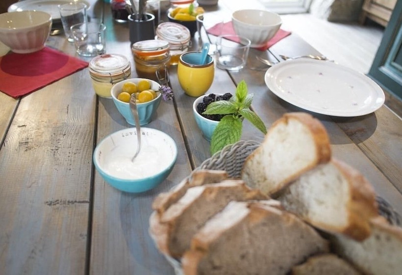 Bed and Breakfast La Vieille Ferme