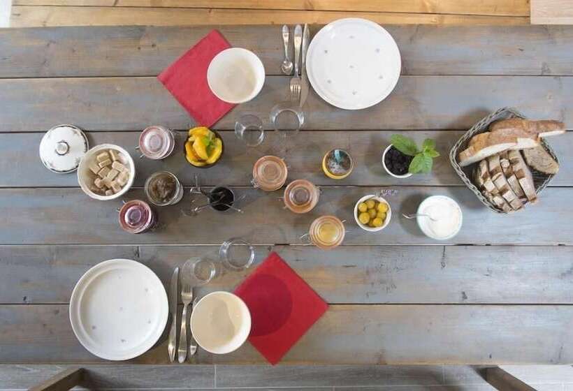 Bed and Breakfast La Vieille Ferme