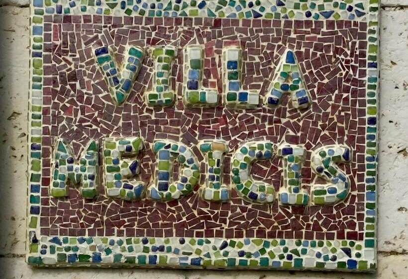 住宿加早餐  Villa Medicis