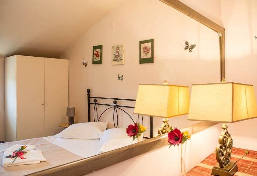 Bougainvillea House With View Near The Beach