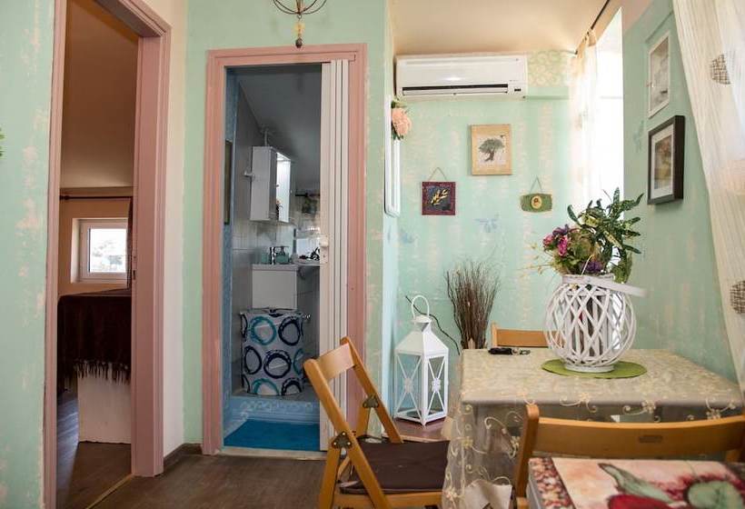Bougainvillea House With View Near The Beach
