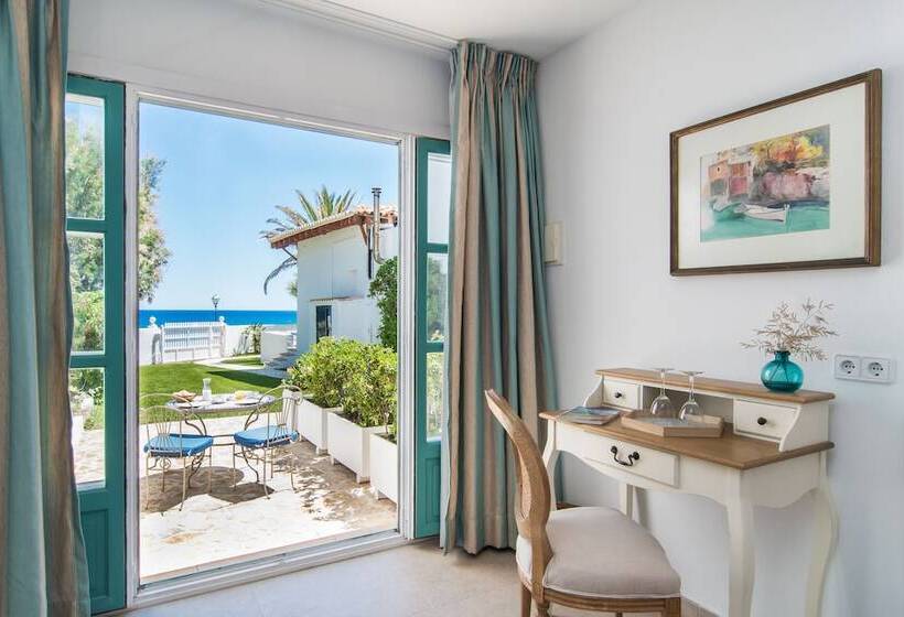 Хостел The Sea Club