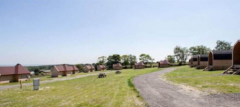 Отель Ernest S Retreat Glamping Site