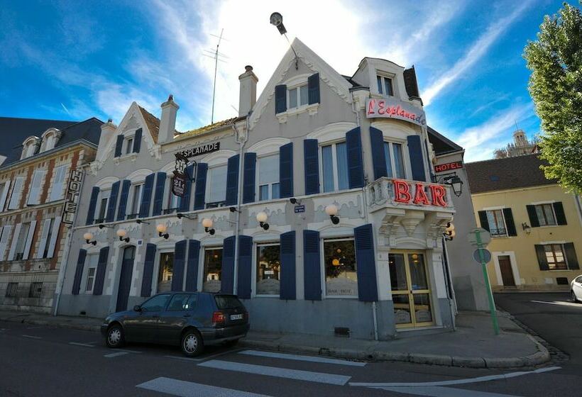 בית מלון כפרי L'esplanade