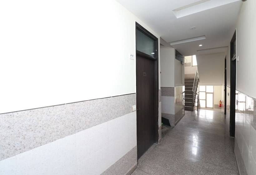 酒店 Mayank Palace By Oyo Rooms