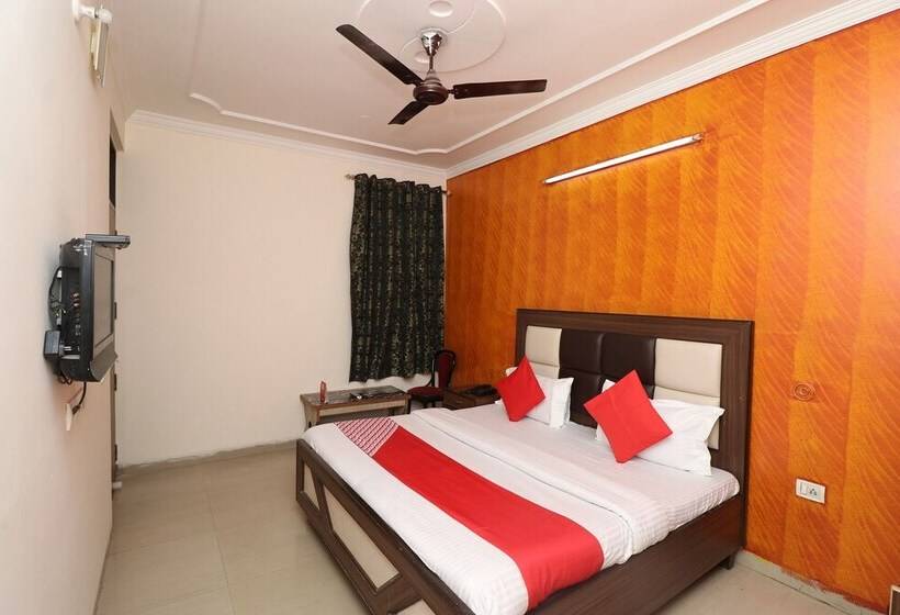 酒店 Mayank Palace By Oyo Rooms