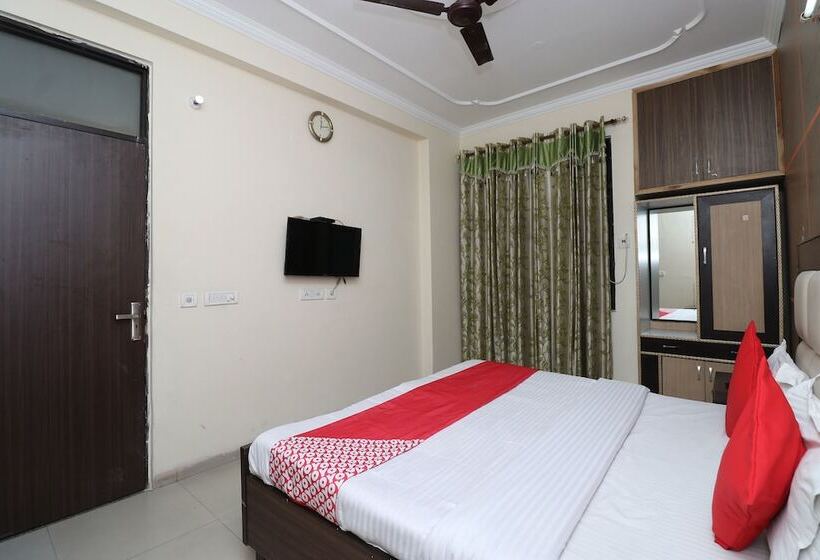 酒店 Mayank Palace By Oyo Rooms