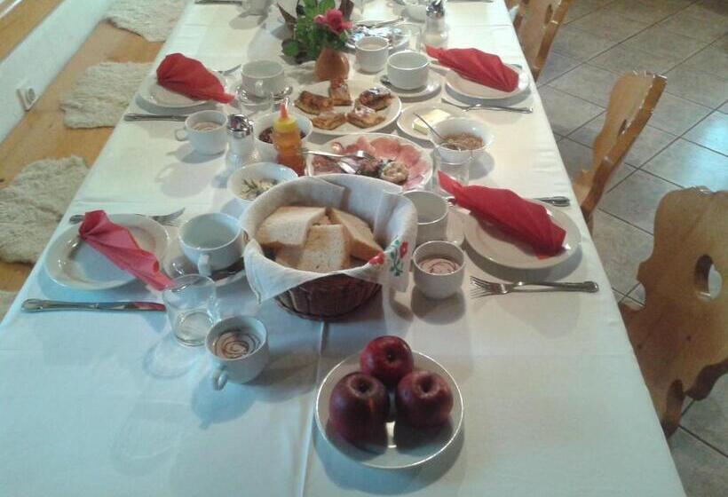 هتل روستایی Tourist Farm Pri Martinovih