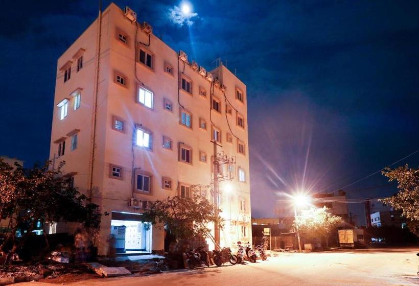 호텔 O Kudlu Gate Mmr