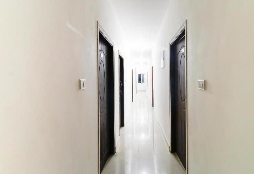 호텔 O Kudlu Gate Mmr