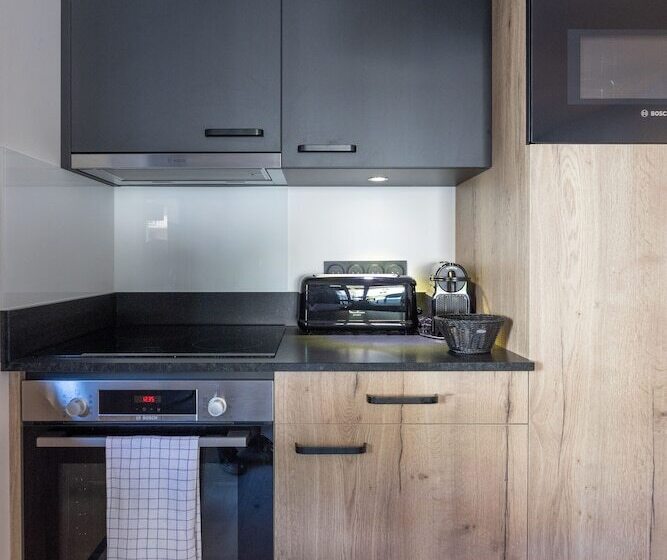 בית מלון כפרי Terresens   Résidence Le Cristal Lodge