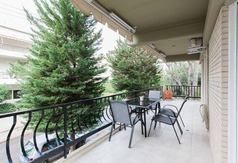 Modernized & Spacious 2bd Apartment In Chalandri By Upstreet