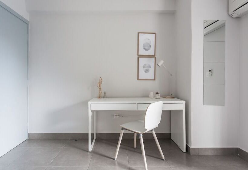 Modernized & Spacious 2bd Apartment In Chalandri By Upstreet