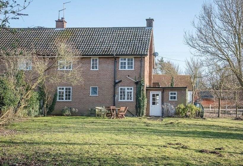 Partridge Cottage, Shottisham