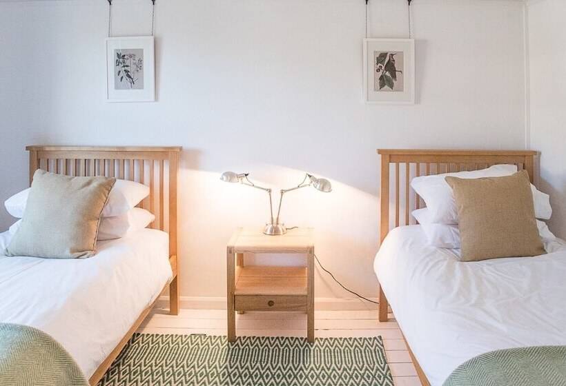 Partridge Cottage, Shottisham