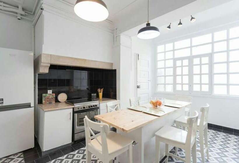 پانسیون 6 Clouds