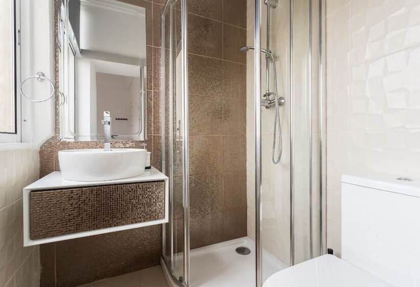 پانسیون 6 Clouds