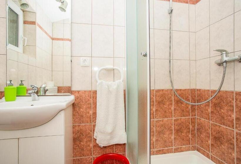 פנסיון Apartments Bionda