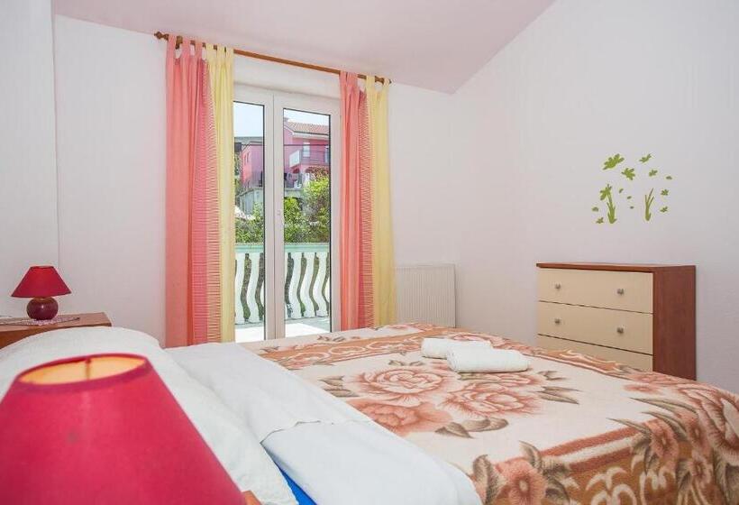 פנסיון Apartments Bionda