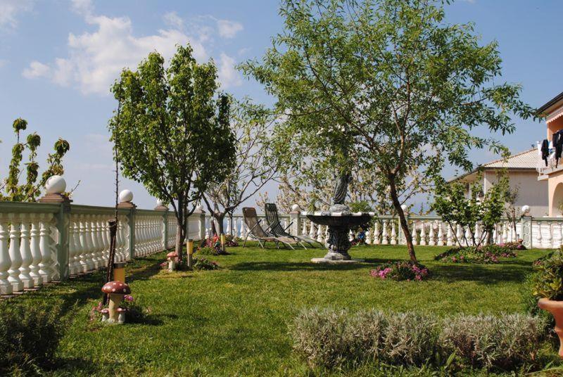 פנסיון Apartments Bionda