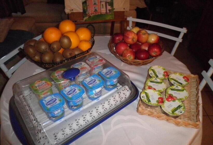 بنسيون Chambres D'hôtes Les Nefliers