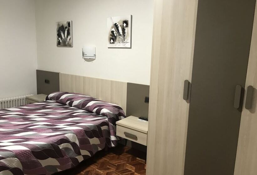 펜션 Habitaciones Javier