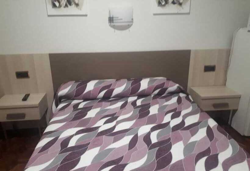 펜션 Habitaciones Javier