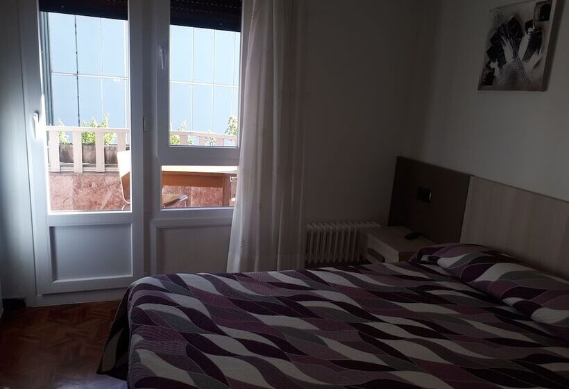 펜션 Habitaciones Javier