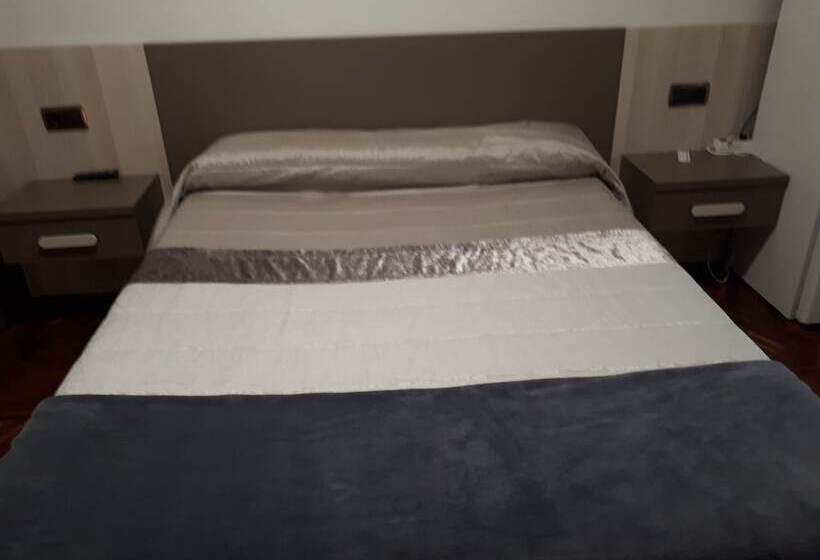 펜션 Habitaciones Javier