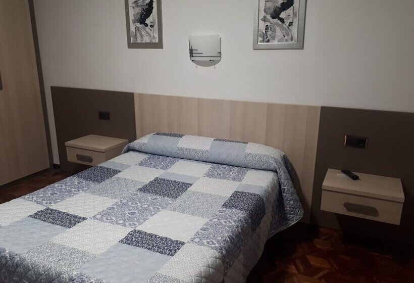 펜션 Habitaciones Javier