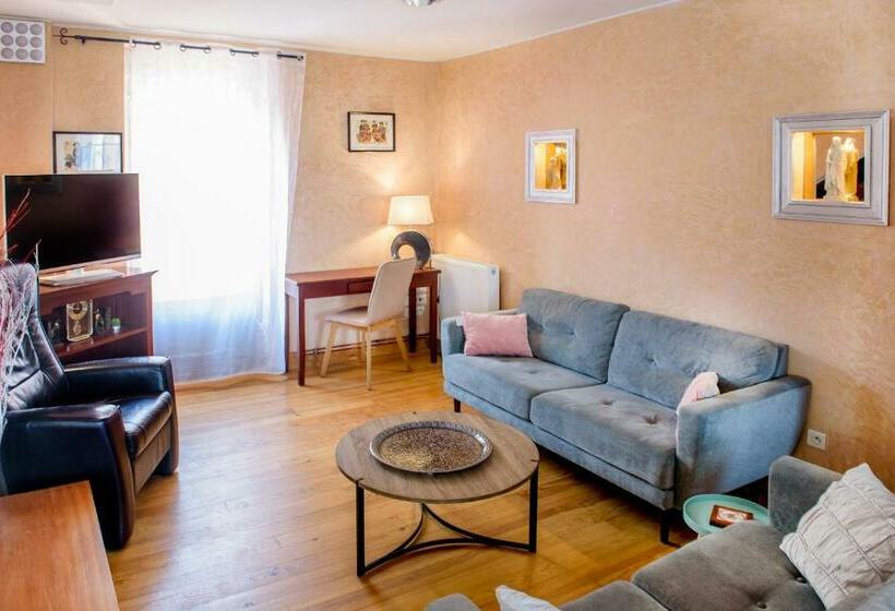 פנסיון La Sainte Famille