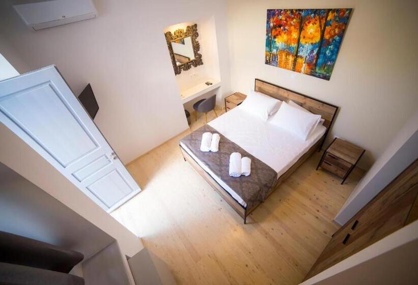 Pension One Three One   In The Heart Of Athens