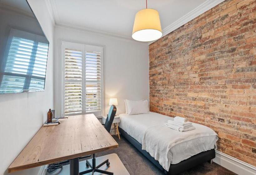 פנסיון Work Sleep Live Melbourne