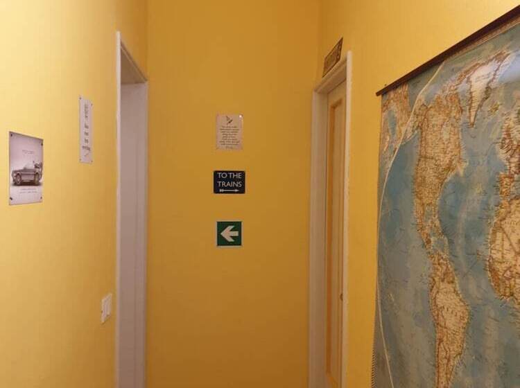 Pisa Train Station Hostel
