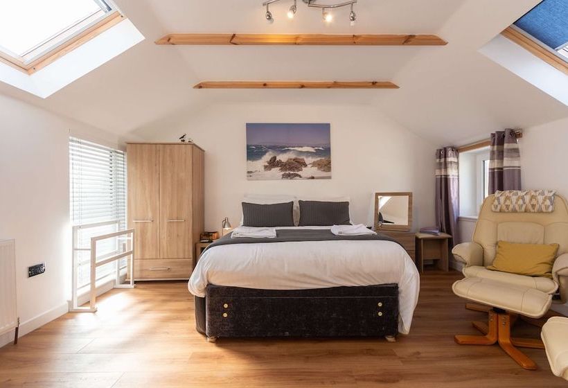 The Old Net Store   Cosy Anstruther Studio Flat