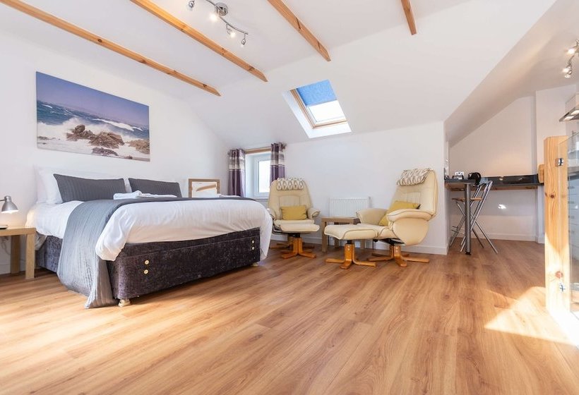 The Old Net Store   Cosy Anstruther Studio Flat