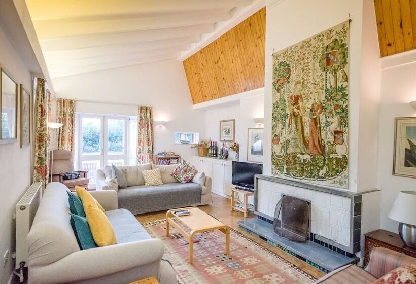 The Shealing, Waldringfield