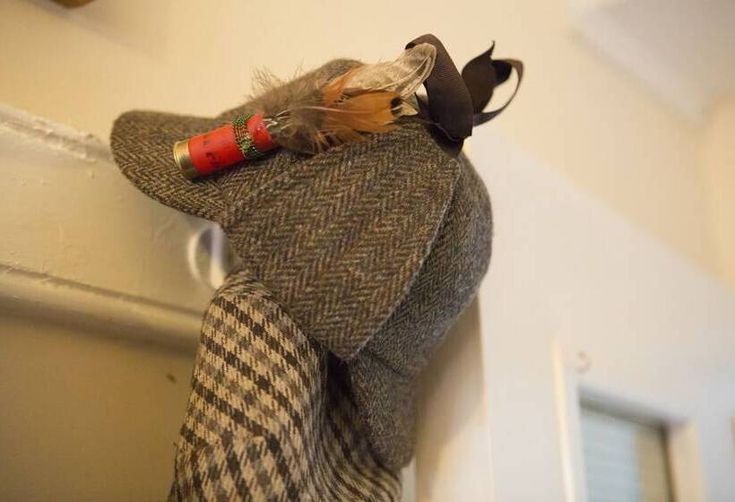 Albany House Bed And Breakfast