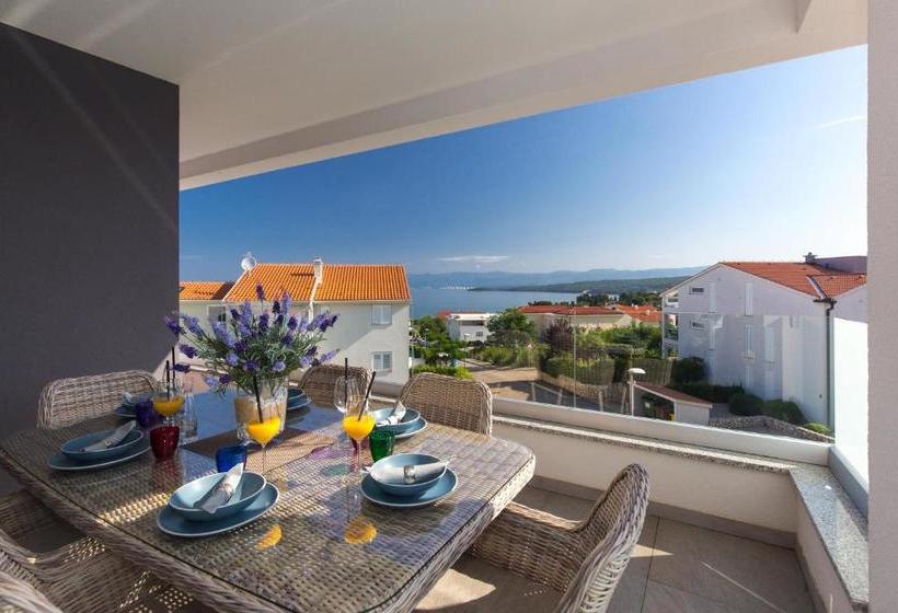 Modern Adora Apartment